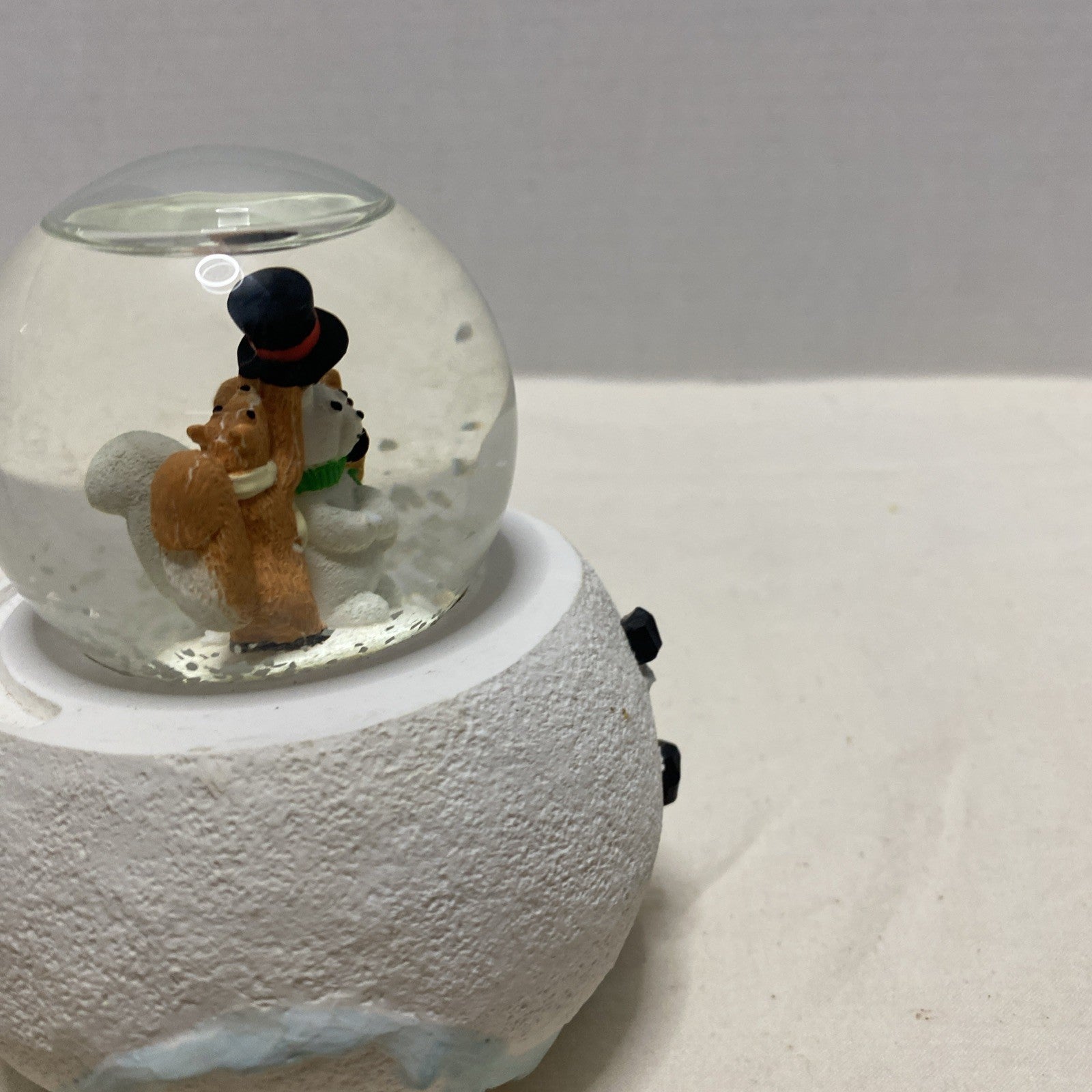 Squirrels Snow Globe;  Table Top Christmas Decor