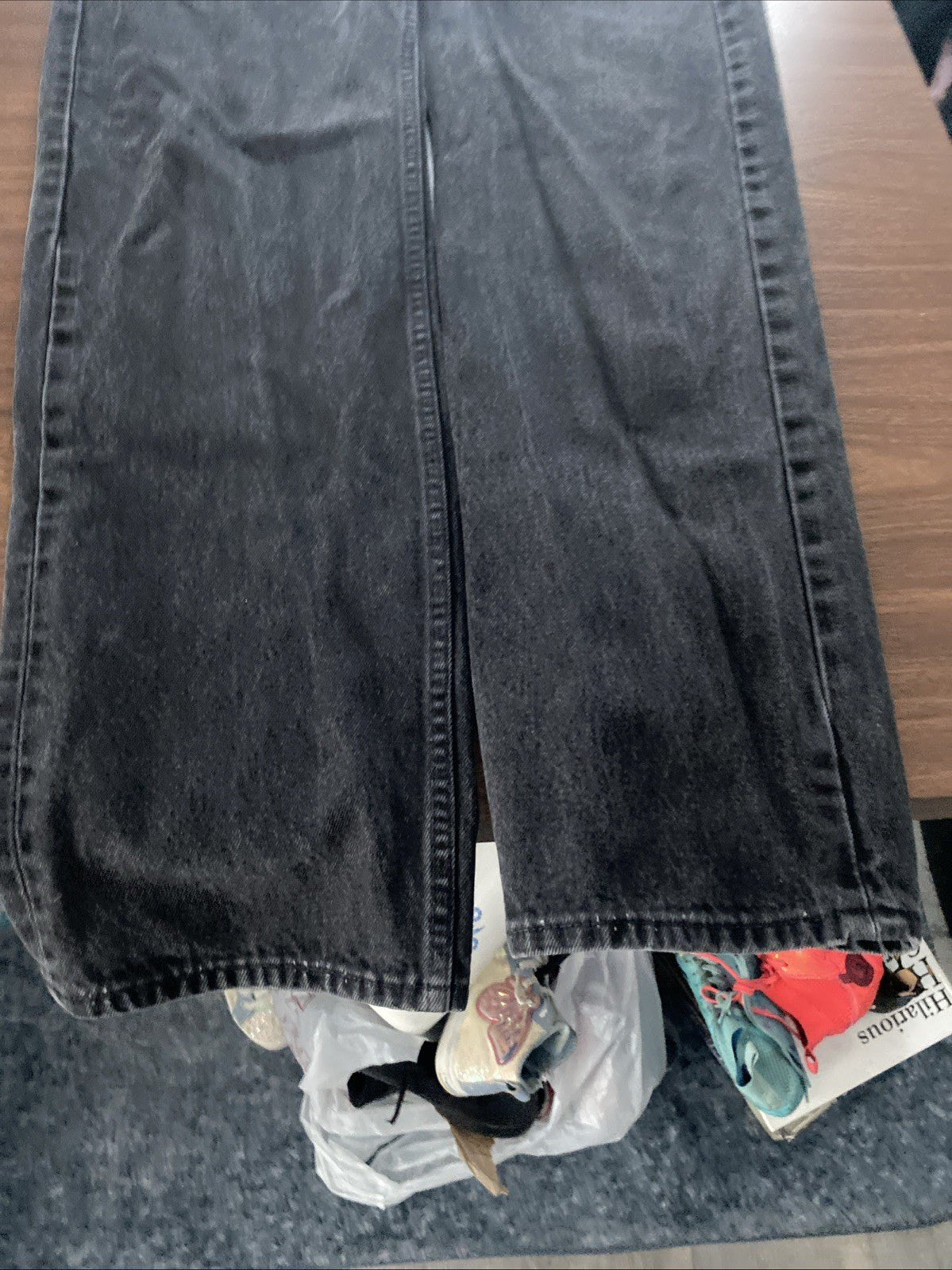 Levi jeans 38X 34 black denim jeans