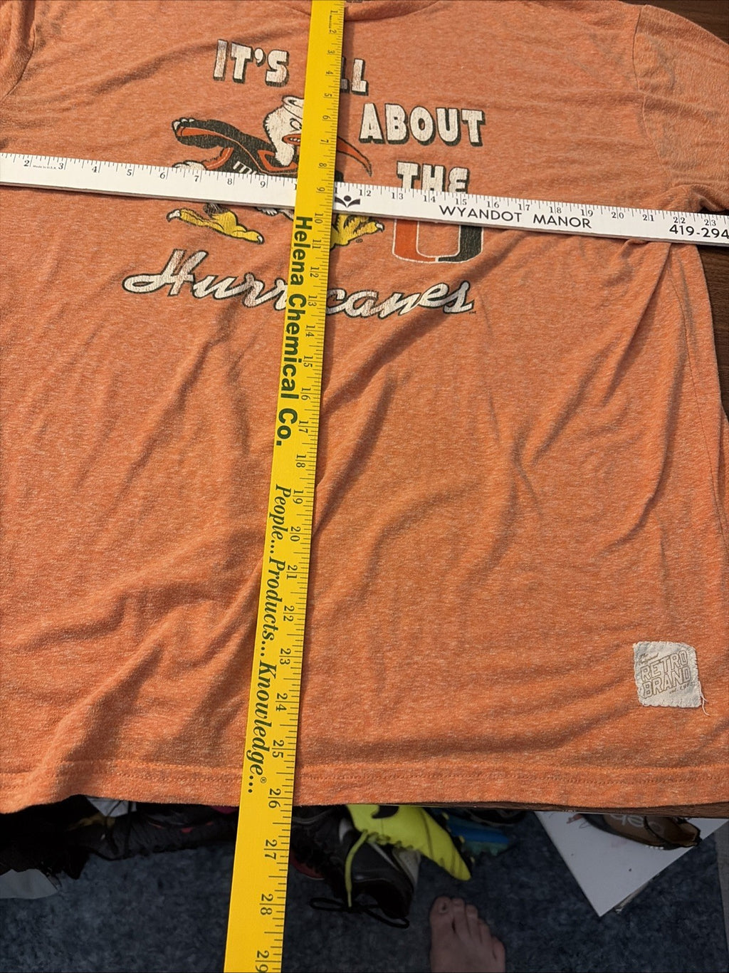 MIAMI Hurricanes Reto Brand "IT'S ALL ABOUT THE U":T shirt XL