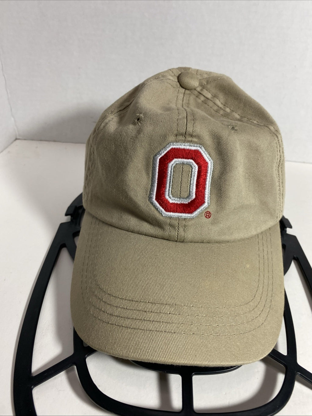 OHIO STATE BUCKEYES Signatures Adjustable HAT BEIGE