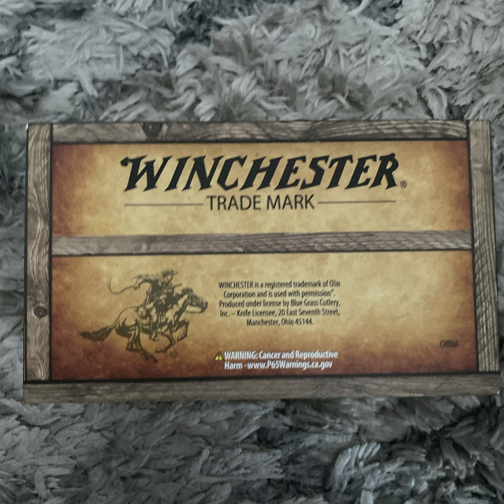 WINCHESTER RMEF COLLECTORS EDITION POCKET KNIFE & DISPLAY BOX