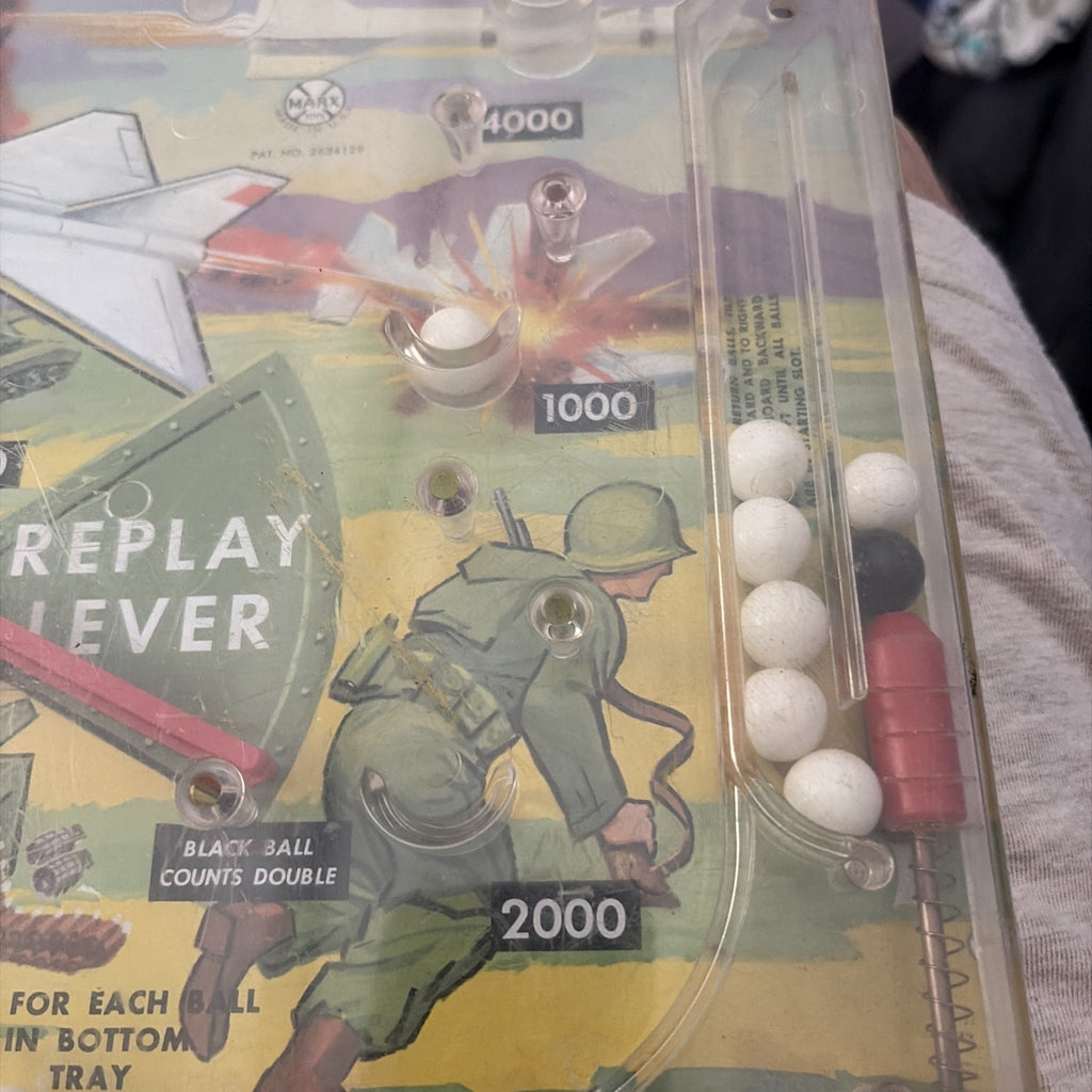 Vintage 1950s Marx Toys "COMBAT”  Table Top Pinball Game