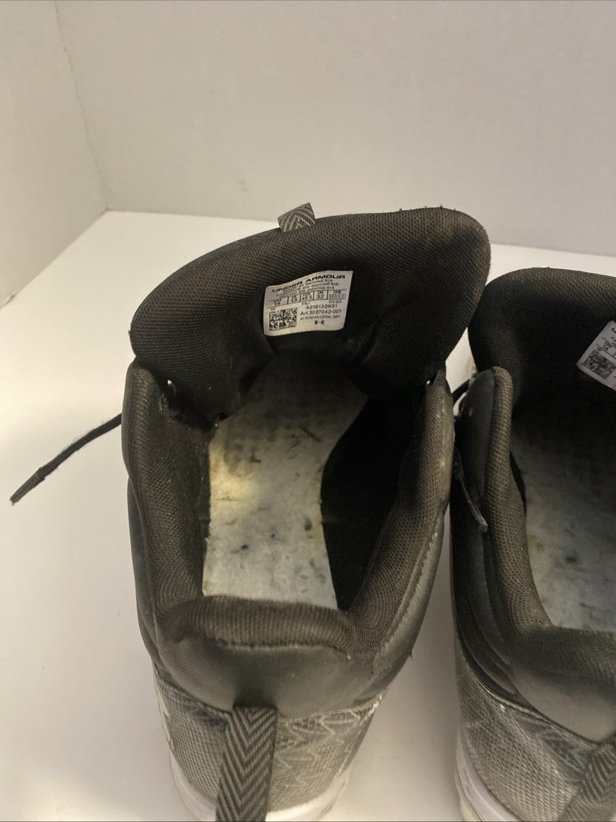 Under Armour Football Cleats- Great Shape! Men's 14. Need In-soles