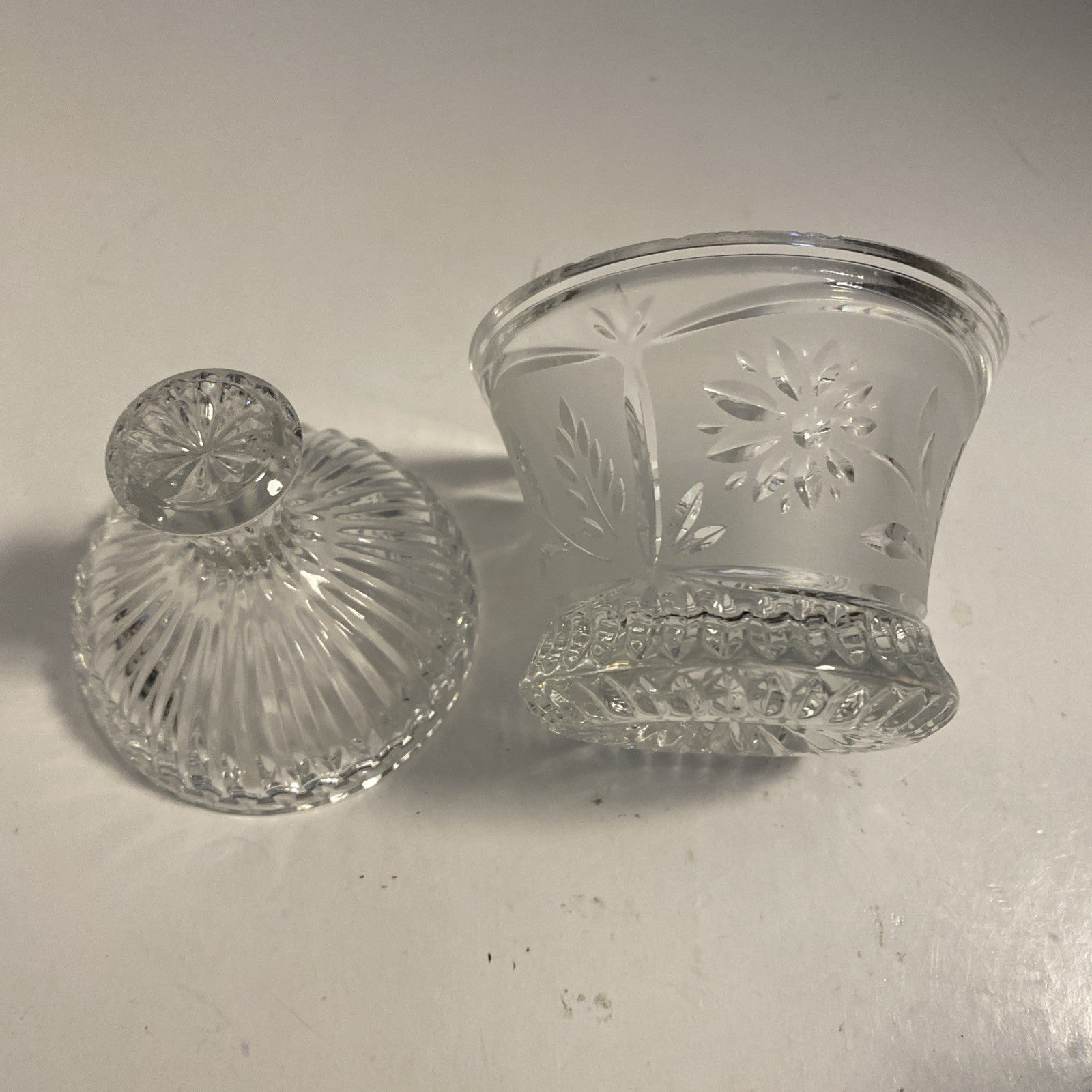 Margret By Lausitzer Clear/Frosted Lead Crystal Lidded Sugar Bowl-Flower/Star