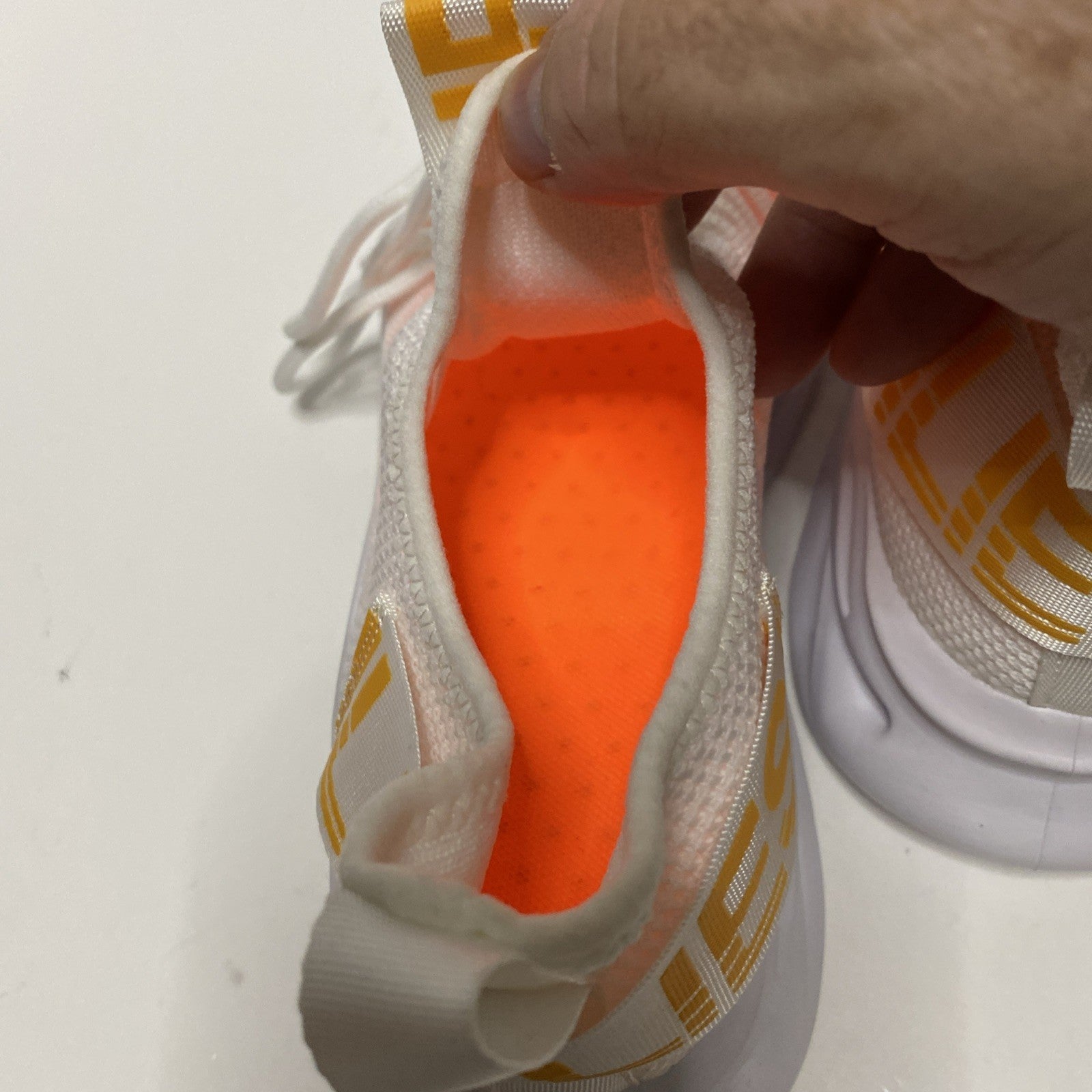 Womens Sports  Shoes Sz 8 Casual Sneakers Athletic Tennis Walking Gym White/oran