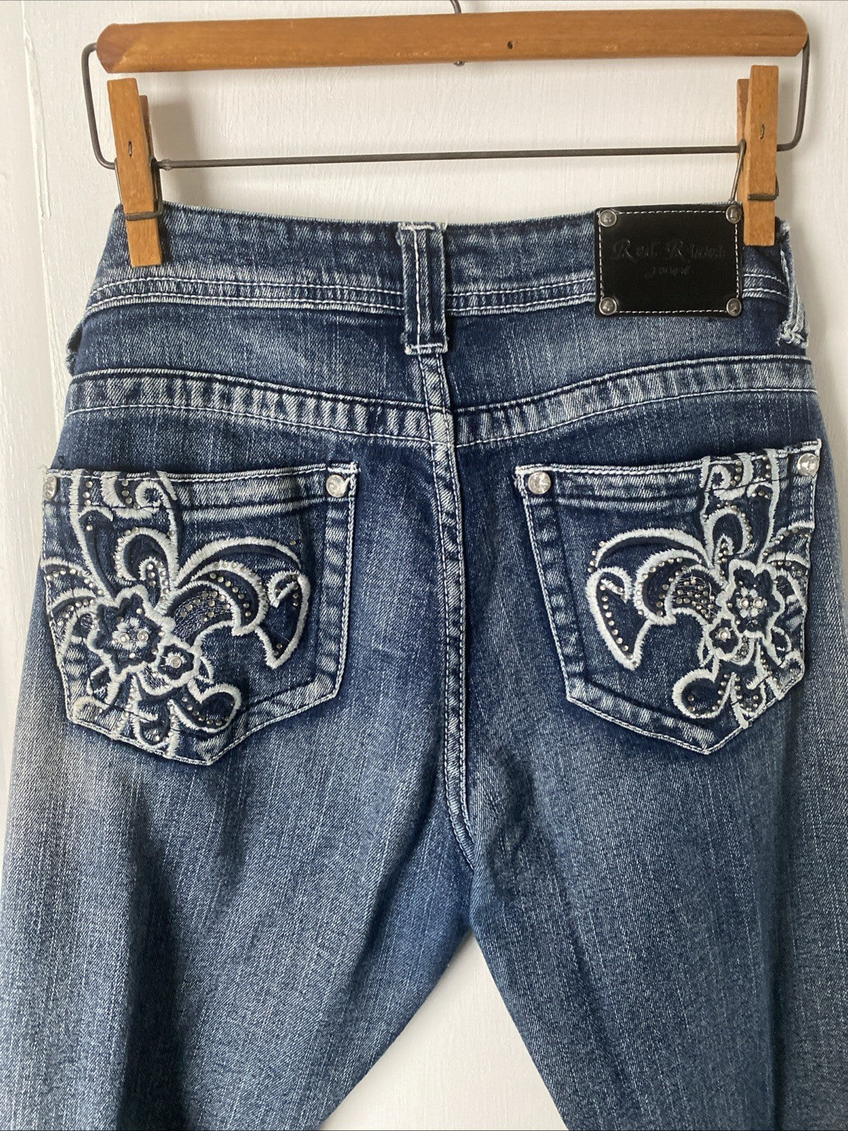 Red Rivet Womens Size 7 Blue Jeans Skinny Leg  Jeans