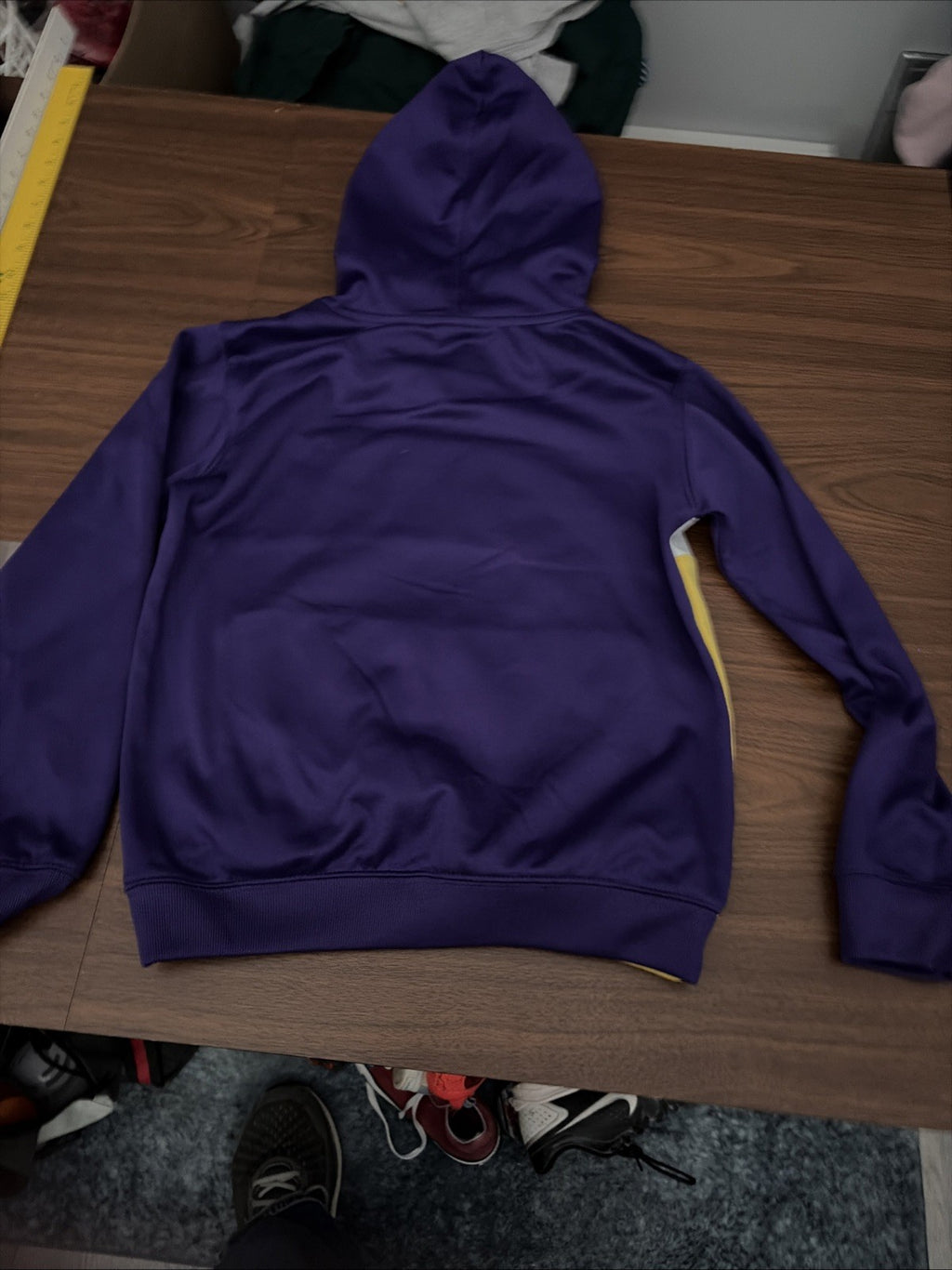 NFL team apparel Minnesota Vikings Youth Small (8) Hoodie. No Strings
