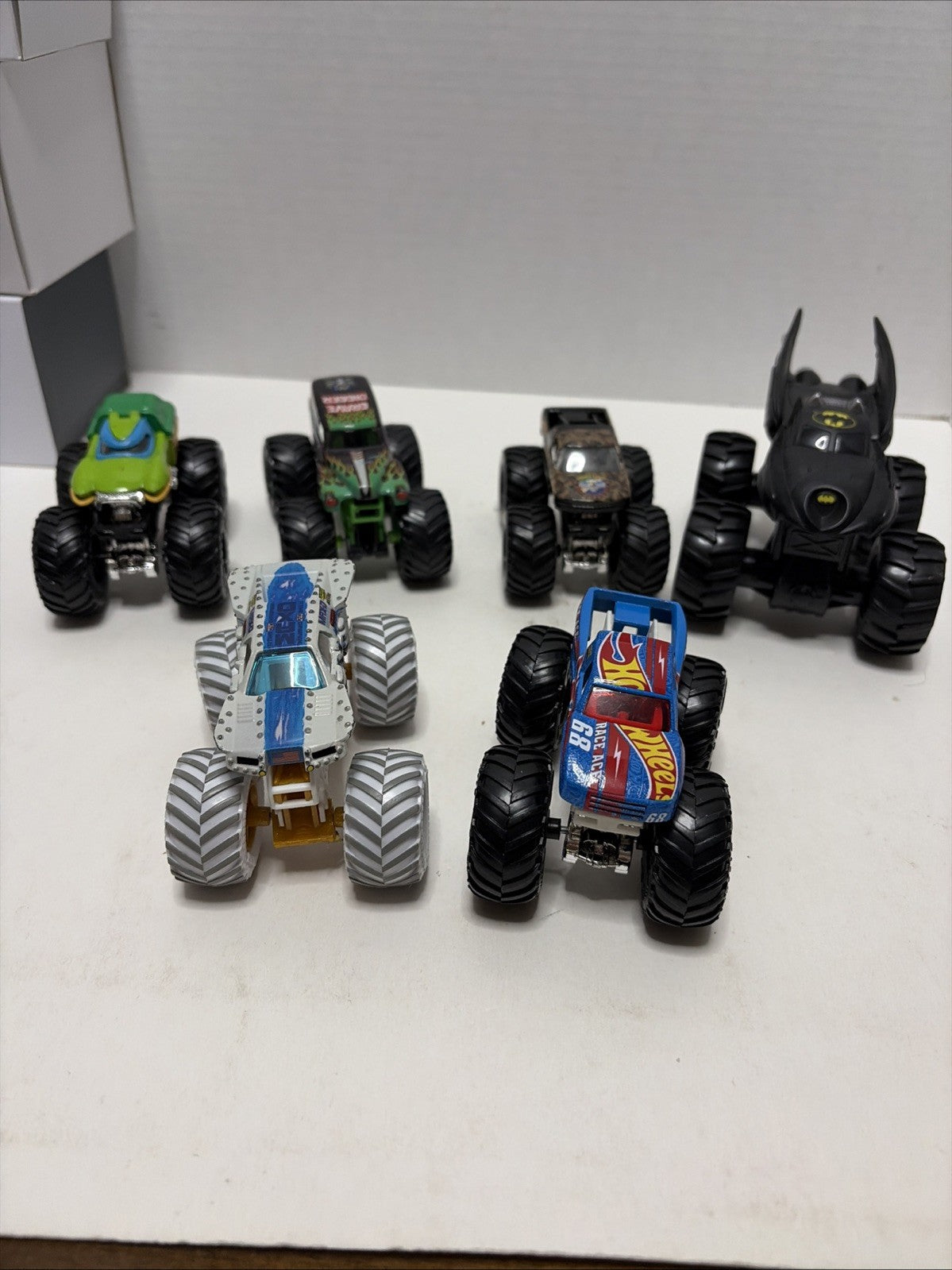 Monster Jam Lot Of 6 Diecast 1:64 Scale Monster Trucks