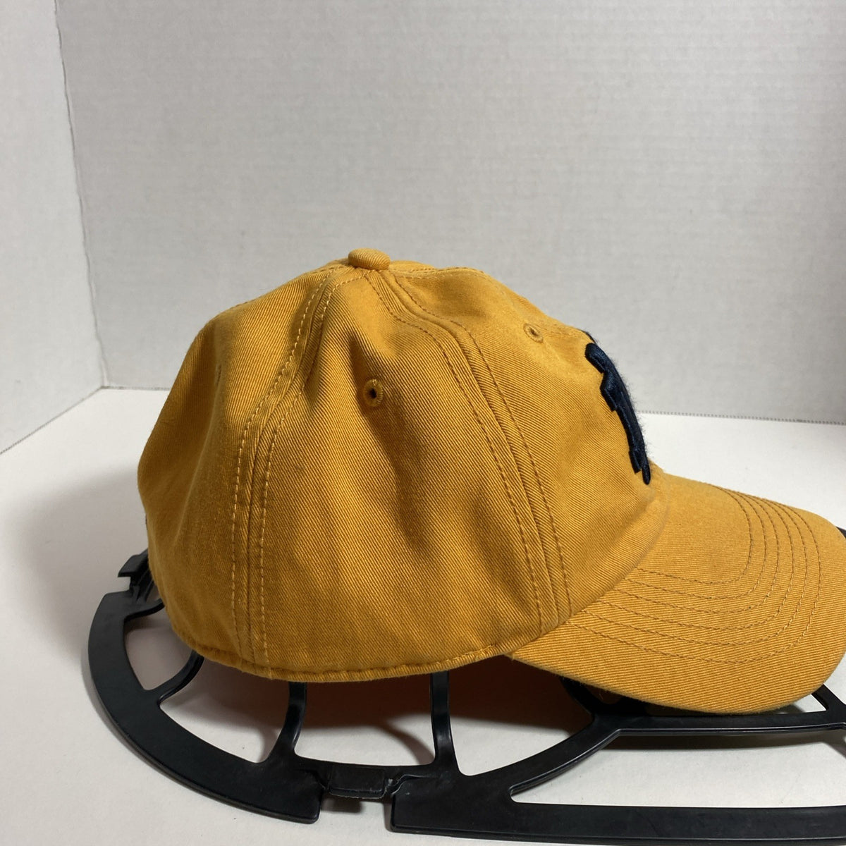 Notre Dame Fighting Irish Hat Cap Strap Back NCAA Football  XSmall