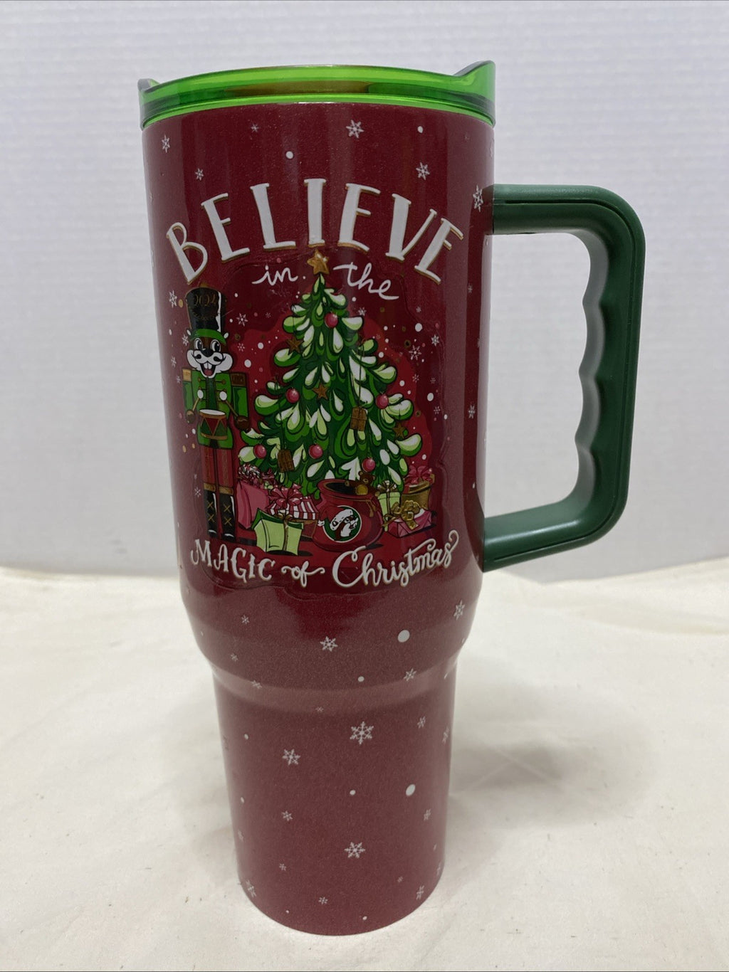 Bucees 2024 Yukon Outfitters 40 oz Christmas Tumbler with straw Green handle