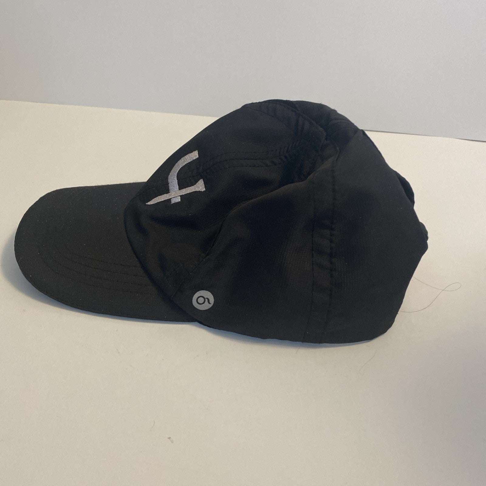 Ponyflo Womens Golf Cap SP4 Logo. Black. New