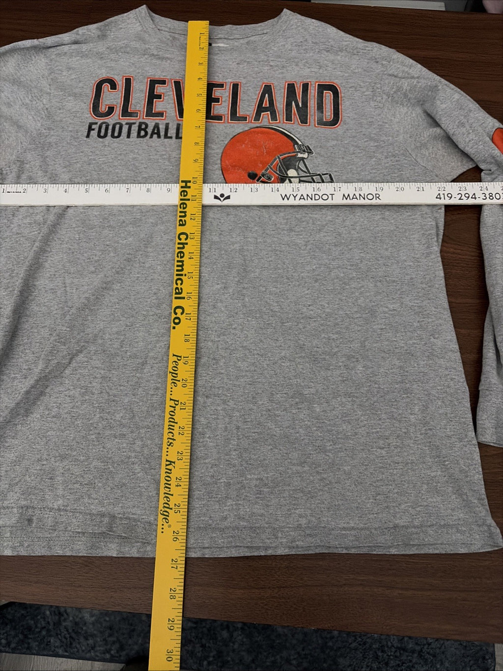 NFL Team Apparel Cleveland Browns Football Men's Long Sleeve Shirt Size XL Gray