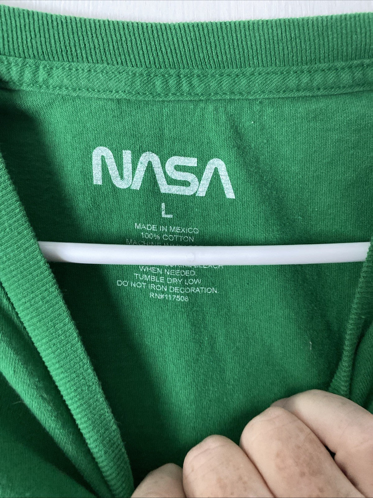 Men's L Green Christmas Nasa Astronaut Short Sleeve T-shirt