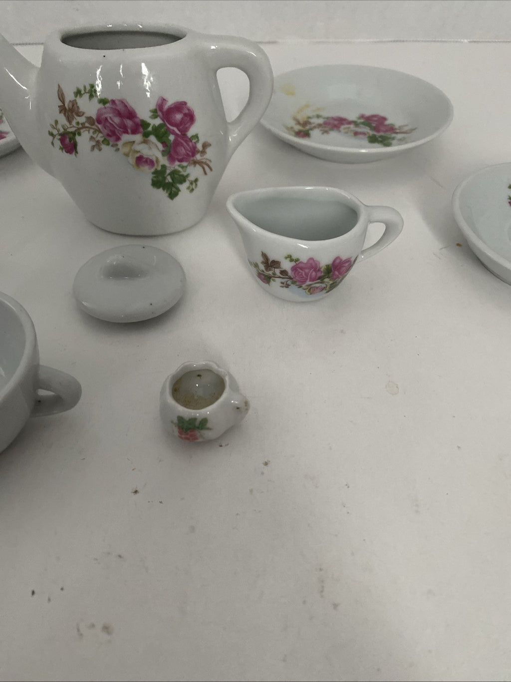 Vintage DOLLHOUSE MINIATURE Floral China Tea Set Mixed Lot