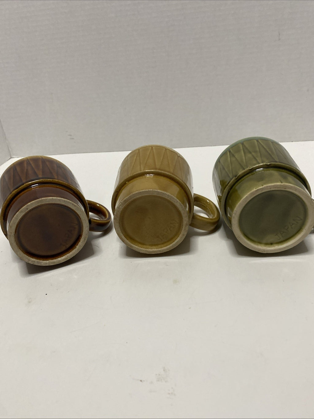 Vntg Stacking Coffee Mug Set of 3