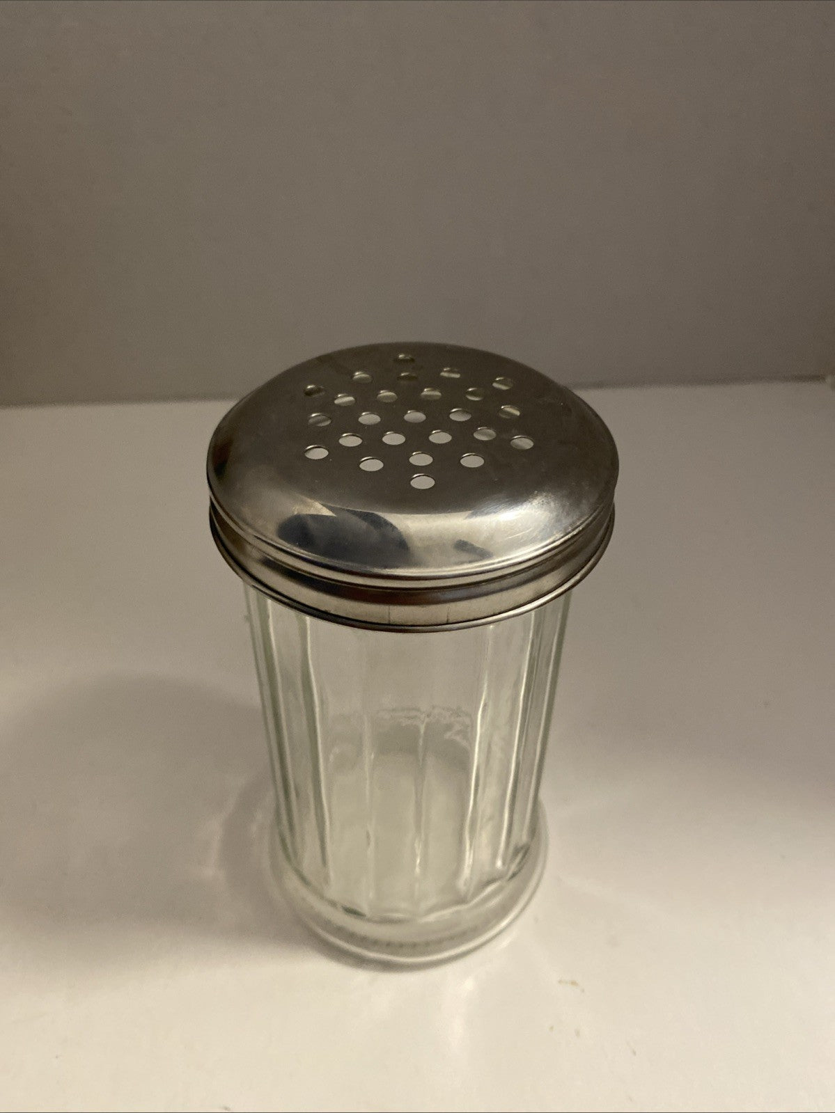 Glass Cheese Shaker - w/Secure Metal Lid, Spice Jar, Bars, Restaurants, Pizzeria