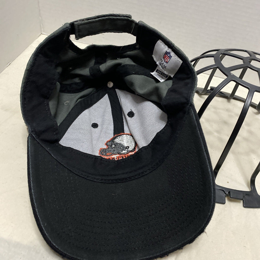 Cleveland Browns NFL Team Apparel Hat One Size Fit Strapback  Embroidered