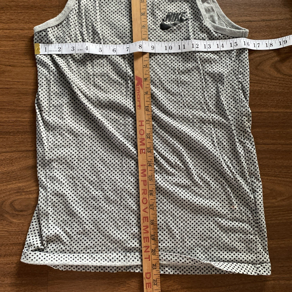 The Nike T small tank top gray