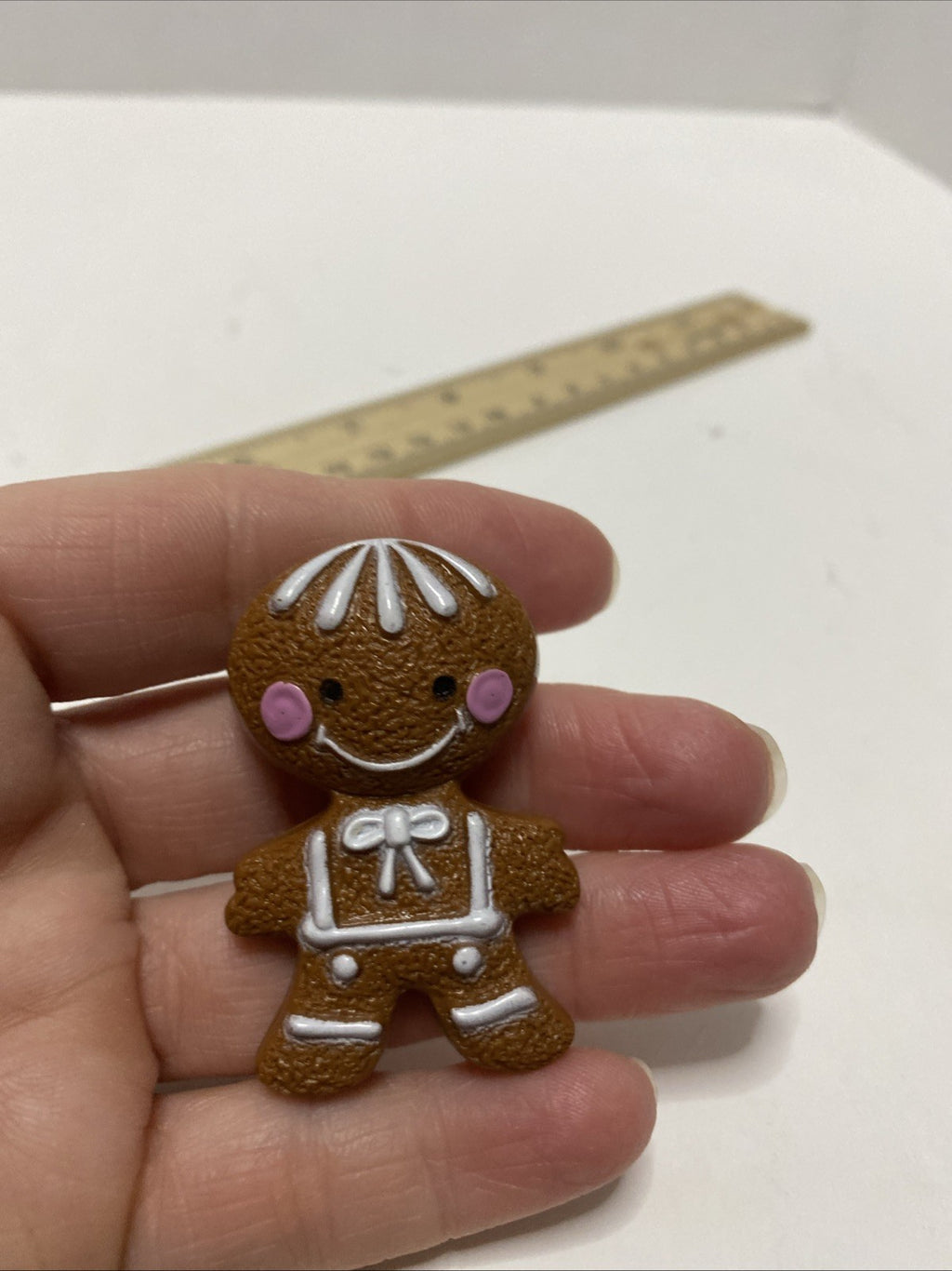 VTG 1972 Unused Avon Fragrance Glace Pin Pal  Gingerbread Man White Frosting