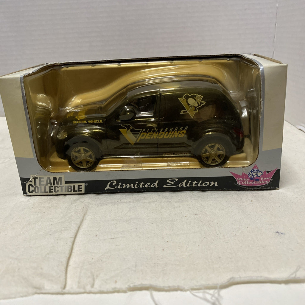 2002 White Rose Collectibles Pittsburgh Penguins Chrysler Panel Cruiser 1/24