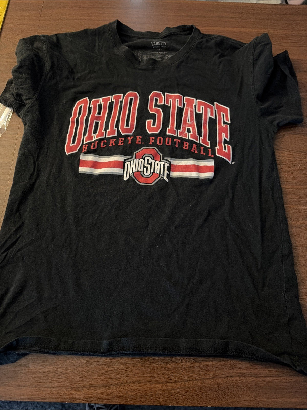 Ohio State University Buckeye Football Varsity T-Shirt Size Medium 2018 Schedule