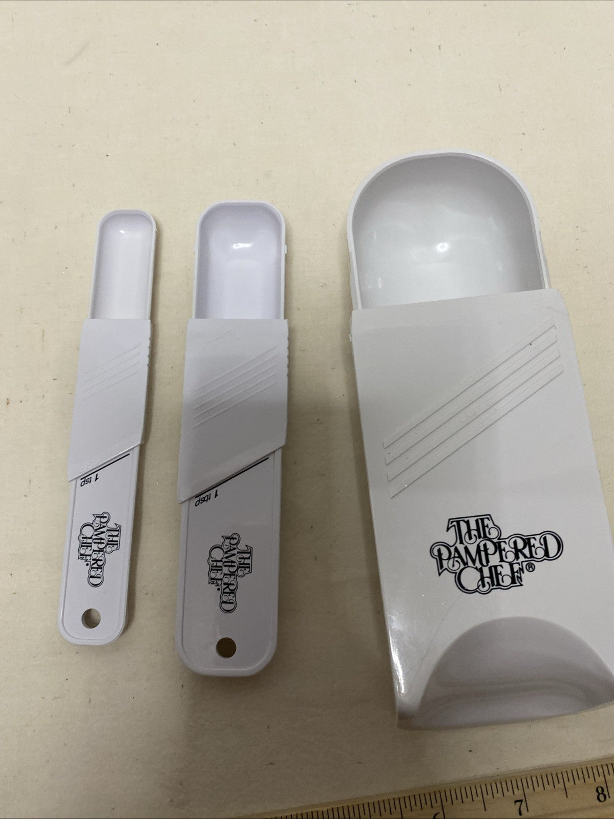 Set of 3 Pampered Chef Adjustable Measuring Cup and 2 Spoons Tablespoon Teaspoon