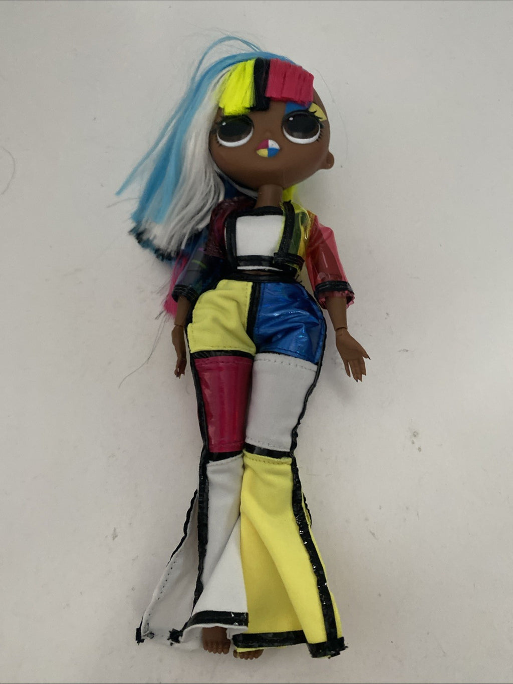 LOL Surprise OMG Lights ANGLES Fashion Doll Multi-Color 