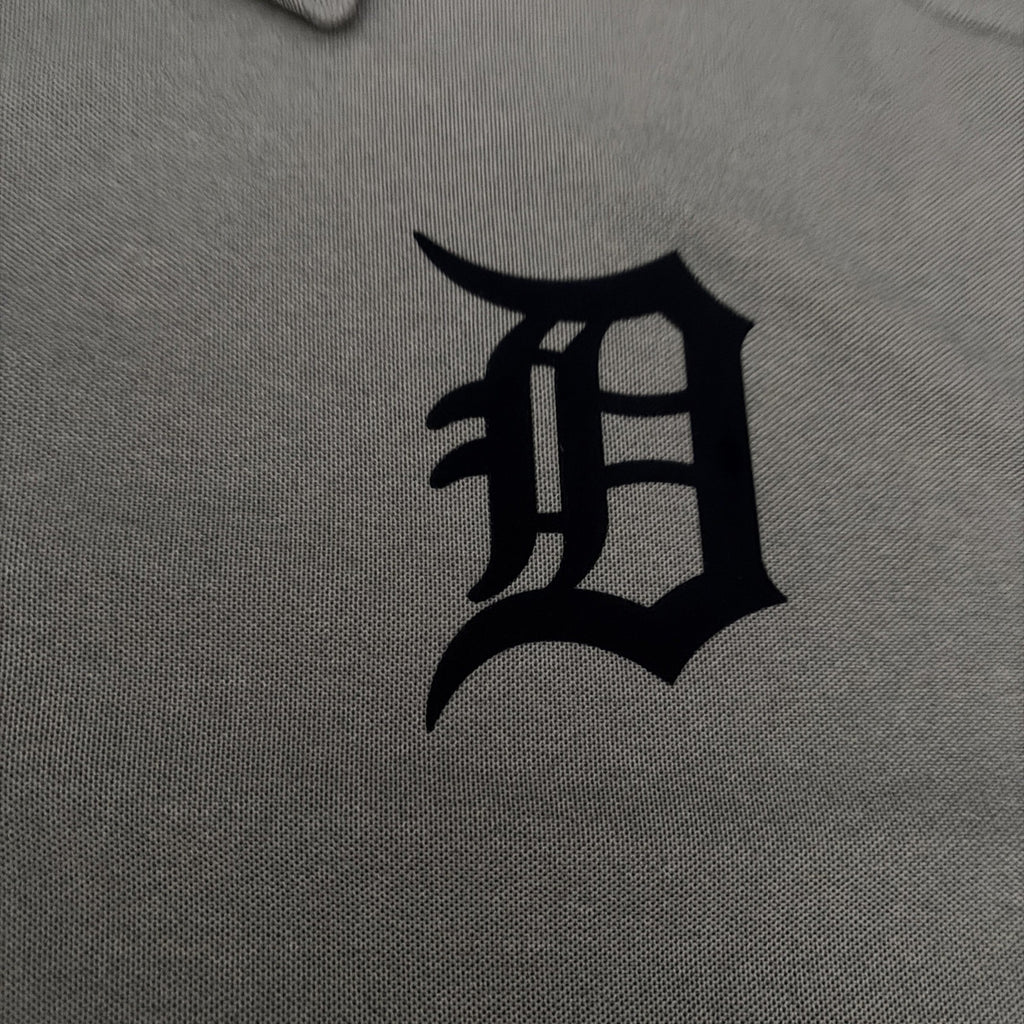 Men’s Nike Drifit XL MBL Detriot Tigers Gray Shirt