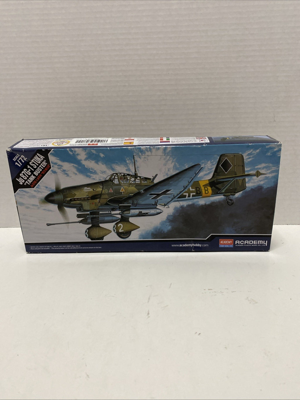 Academy Ju87G-1 Stuka “tank Buster” (1:72 Sealed Model Kit) 