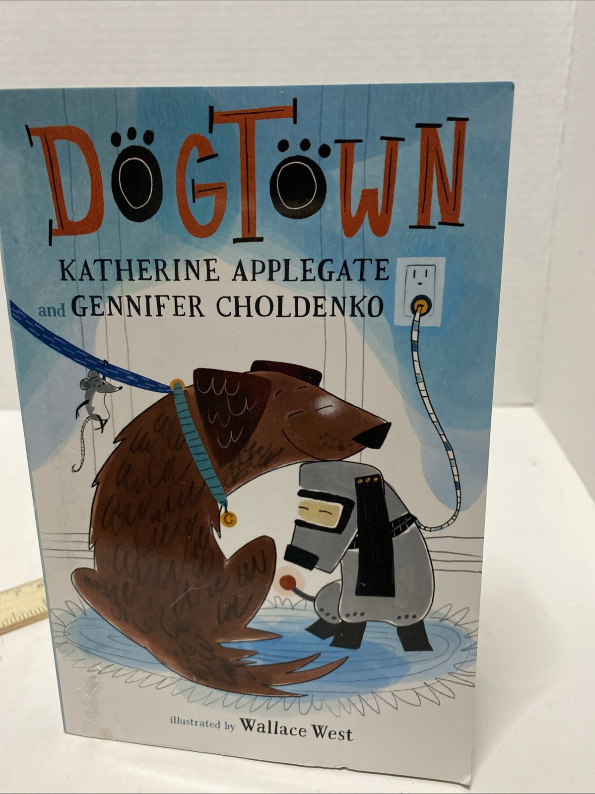 Dogtown Paperback Gennifer, Applegate, Katherine Choldenko