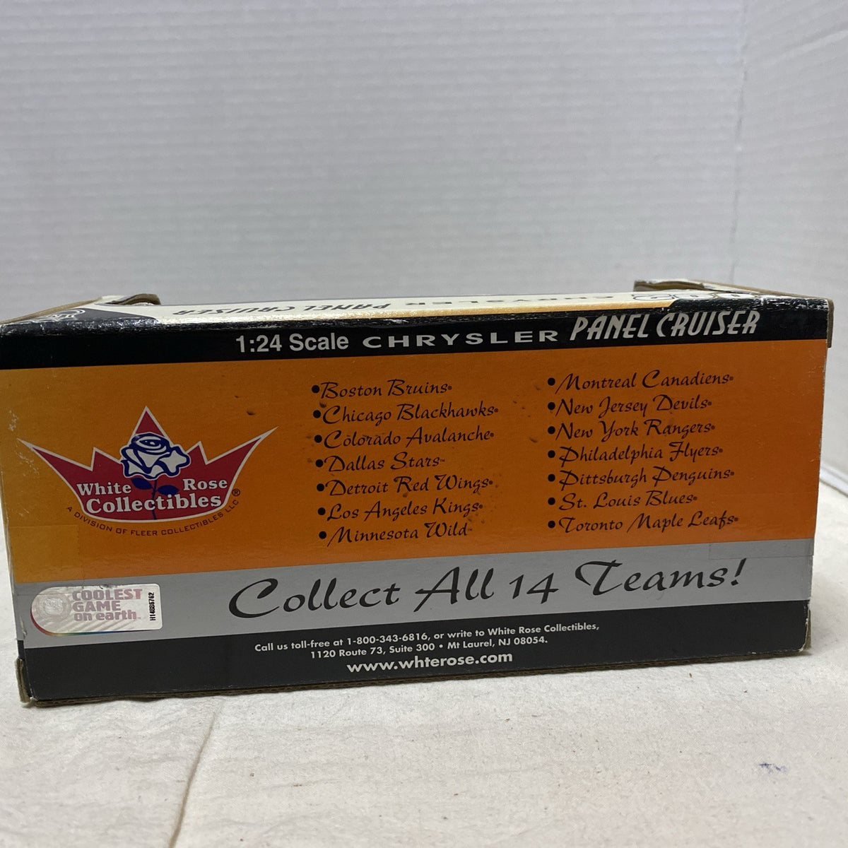 2002 White Rose Collectibles Pittsburgh Penguins Chrysler Panel Cruiser 1/24