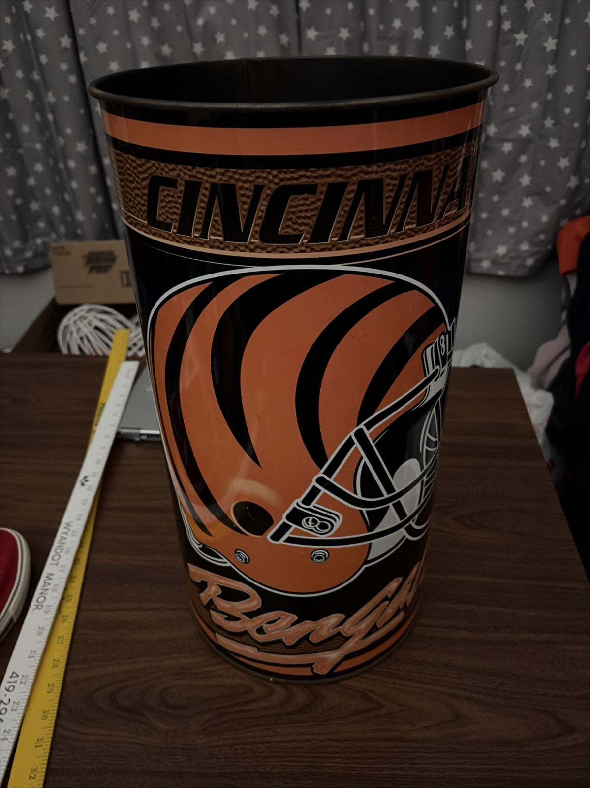 Cincinnati Bengals Vintage Wincraft Metal Wastebasket 10 X 19.5 Inches