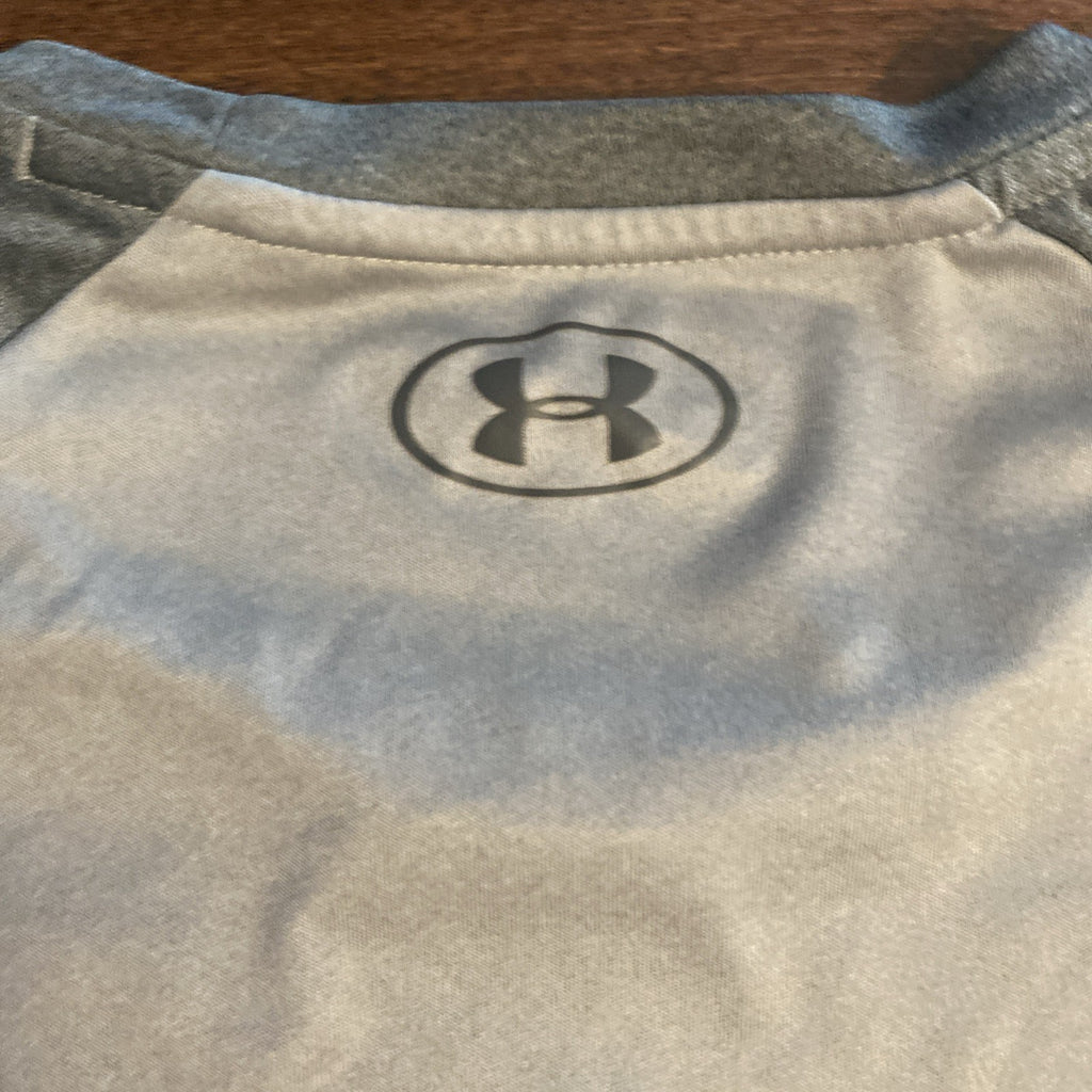 Under Armour extra-large sweat wicking T-shirt short sleeve gray