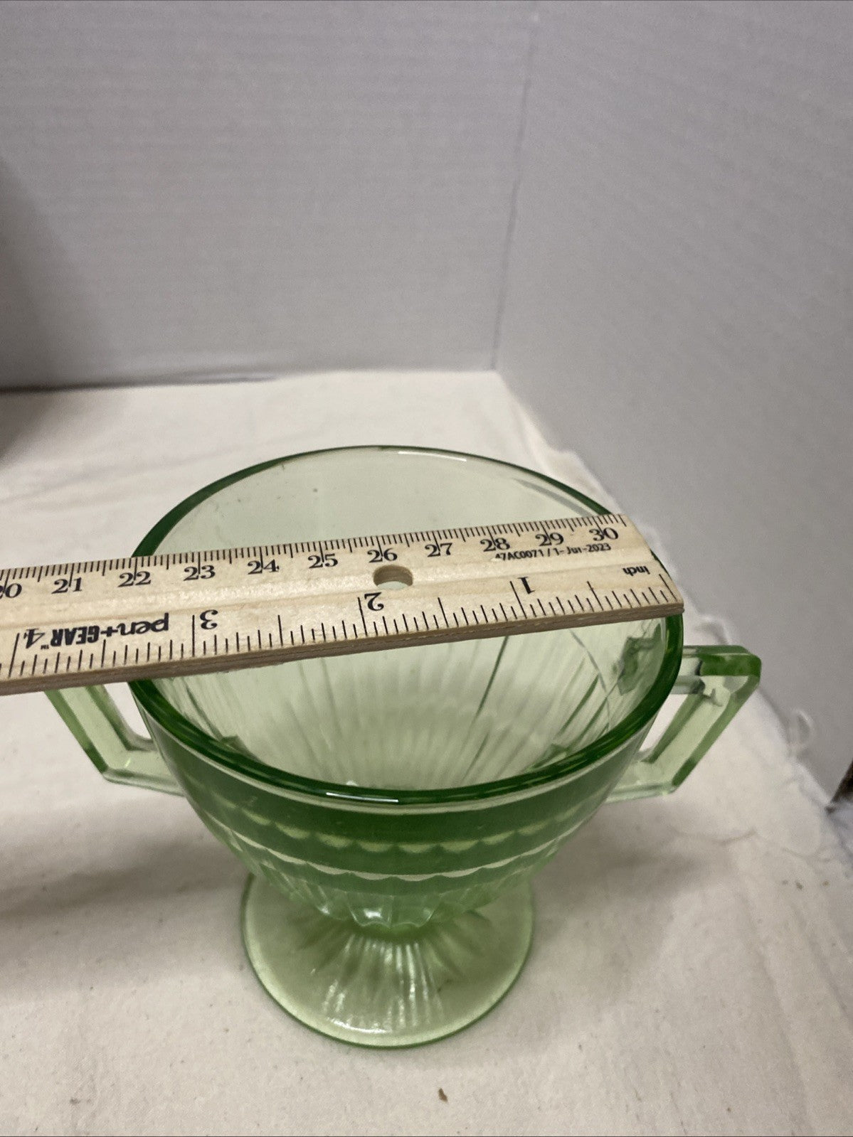 Sugar Bowl Depression Uranium Green Glass Vertical Ridge 4 in tall