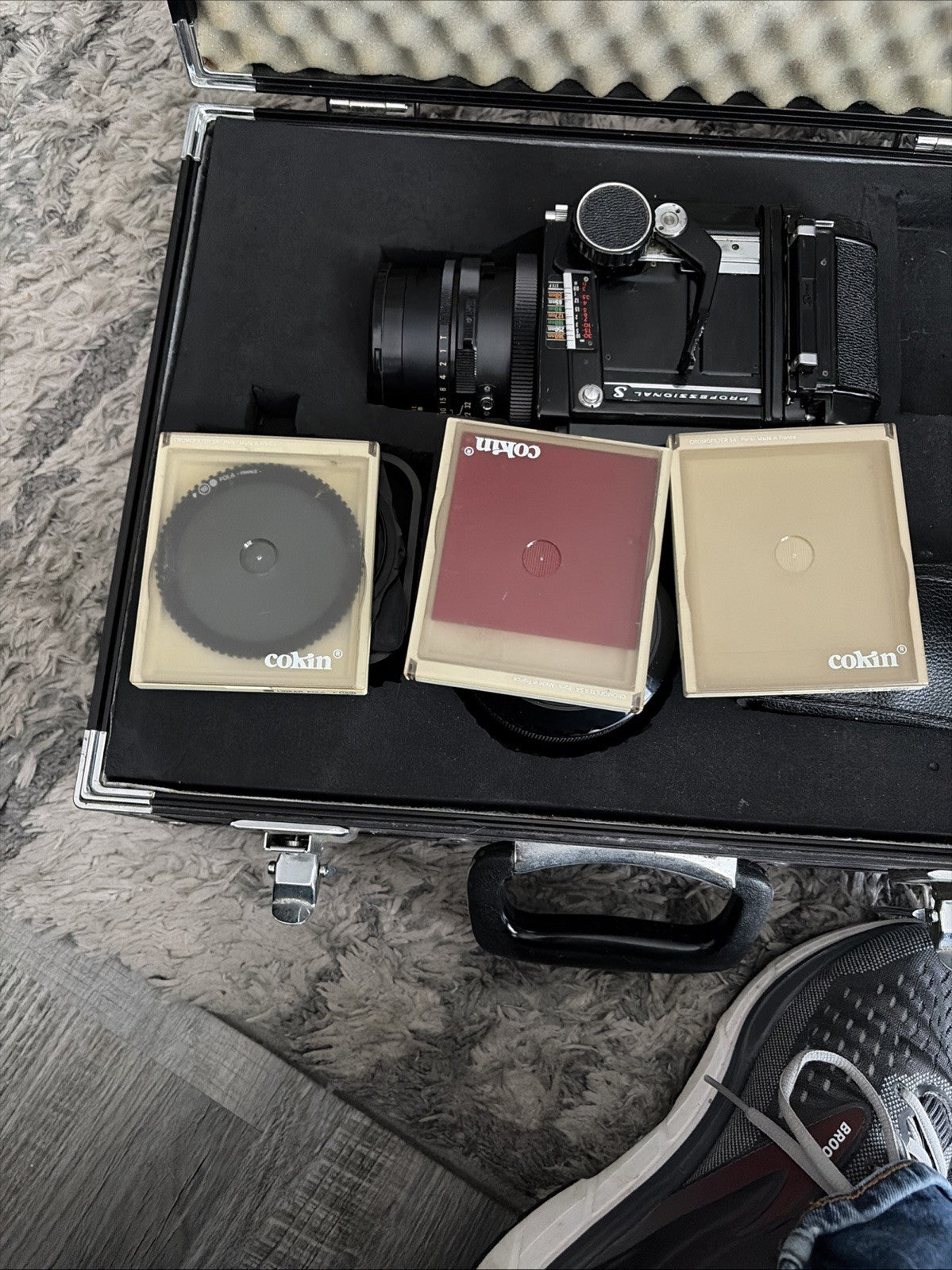 Lot Mamiya RB67 Pro S 90mm f/3.8 Sekor C Lens Film Camera Case And Equipment