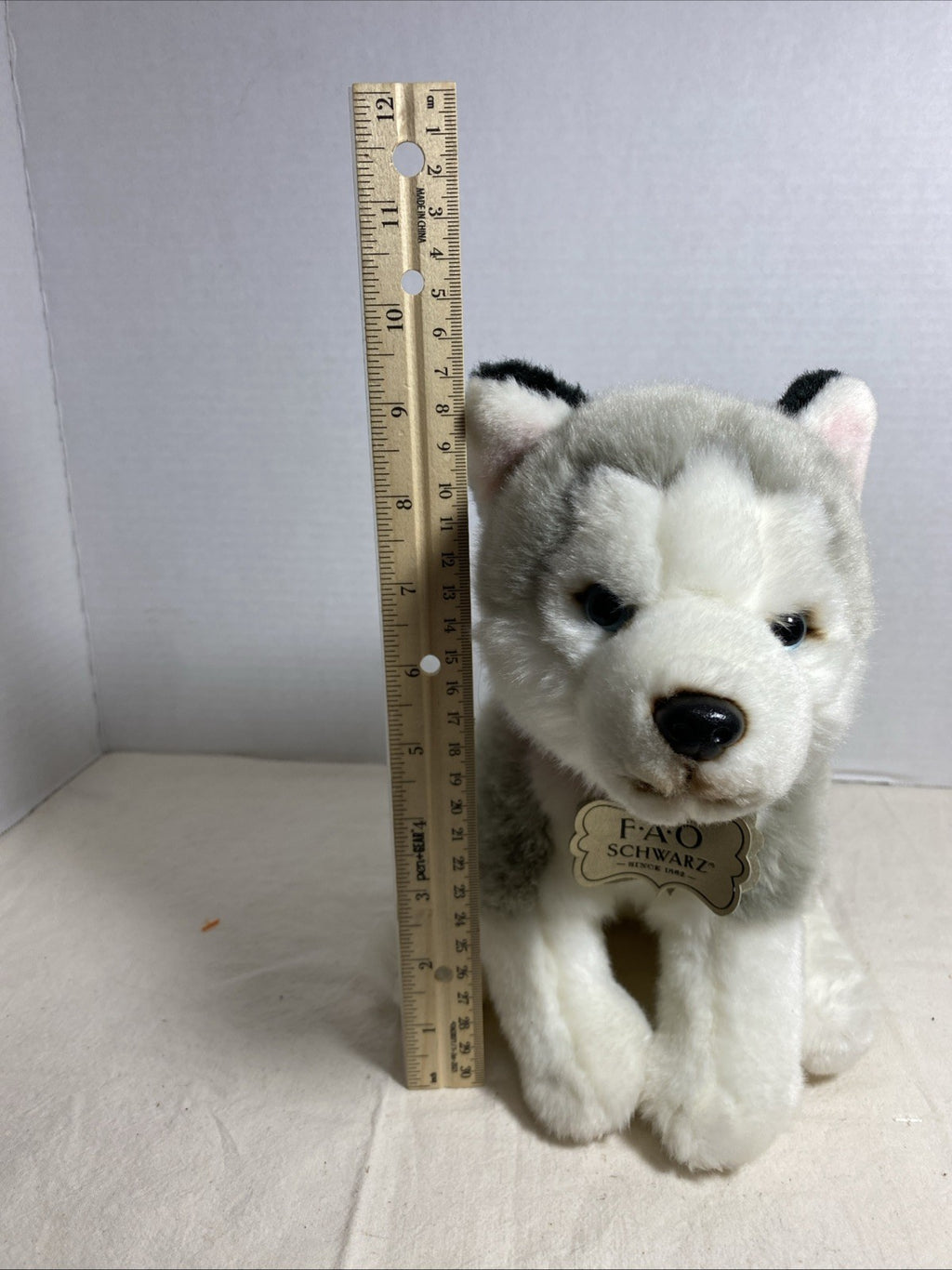 FAO Schwarz SIBERIAN HUSKY Wolf Puppy Dog 10" Plush Red Collar 2018 Toy Blue Eye