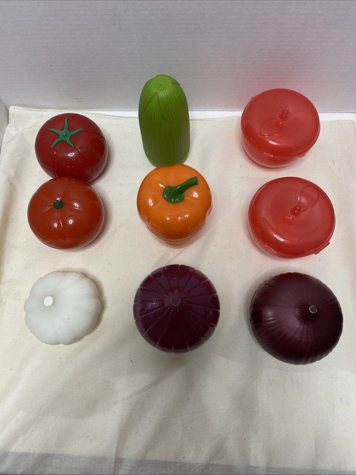 Vegetable Veggie Keeper  Set of 9