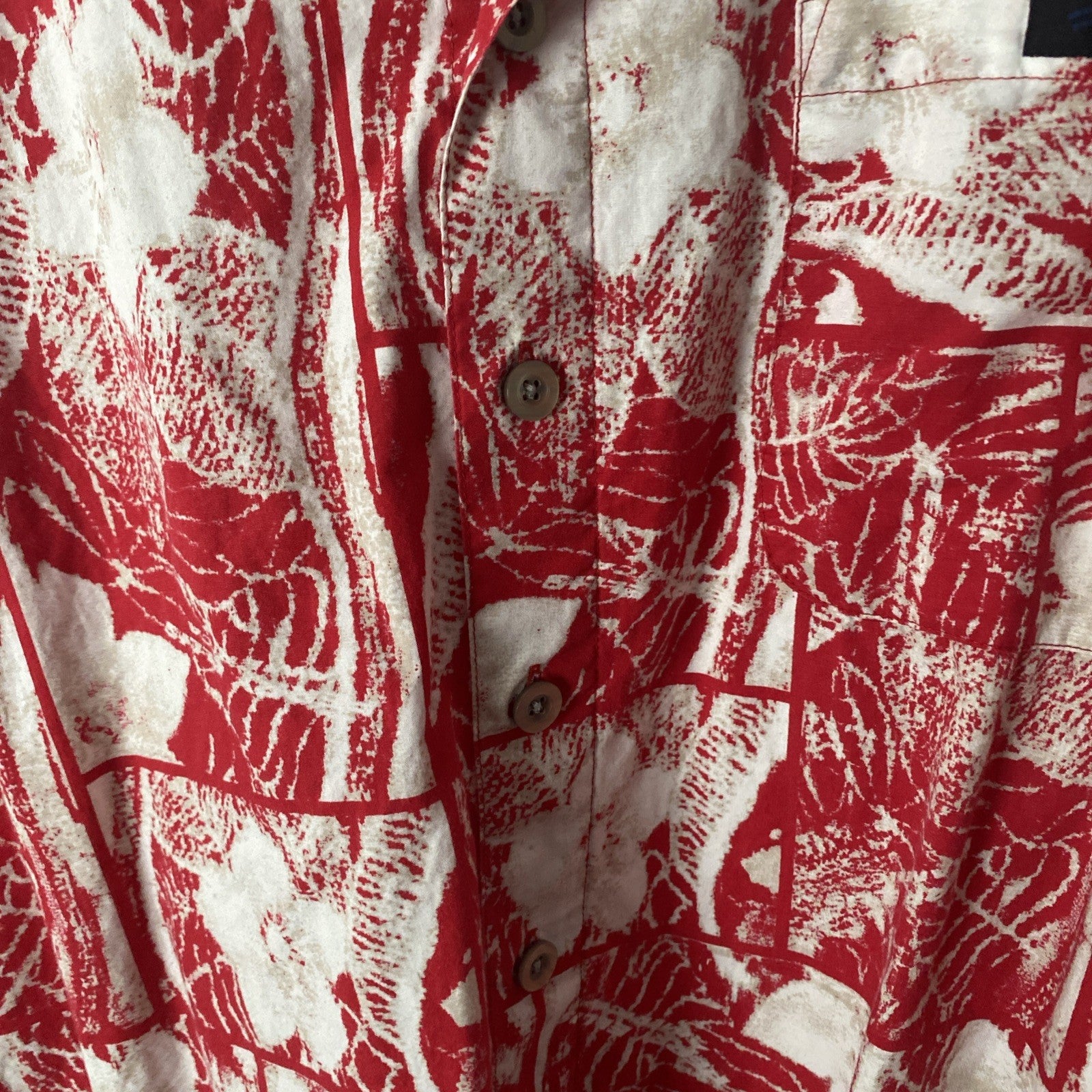 Perry Ellis extra large button-down short sleeve men’s shirt red and white Hawai