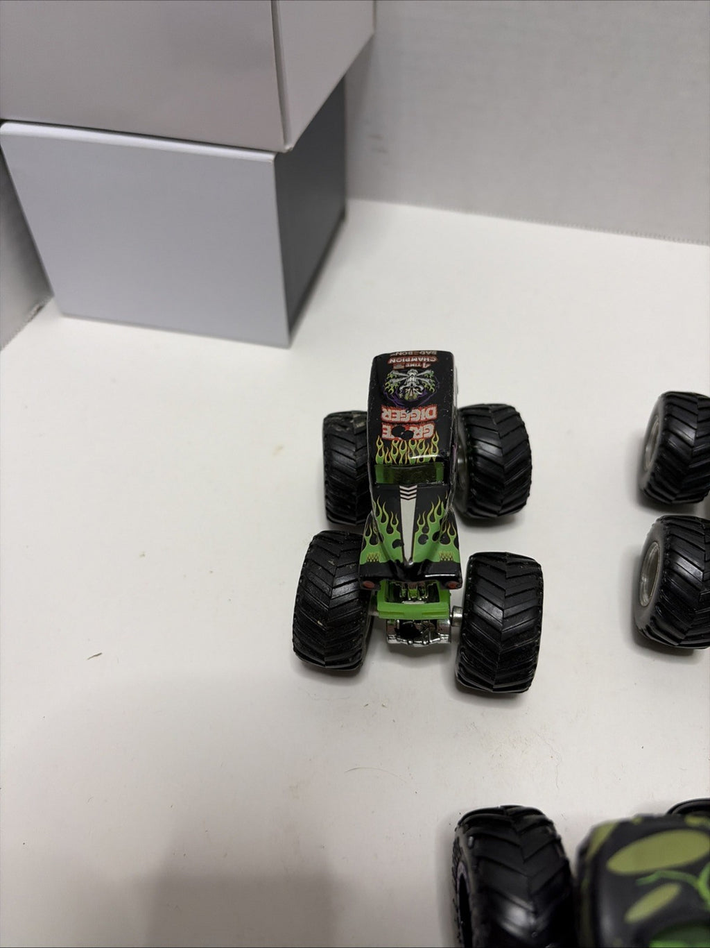 Monster Jam Lot Of 5 Diecast 1:64 Scale Monster Trucks