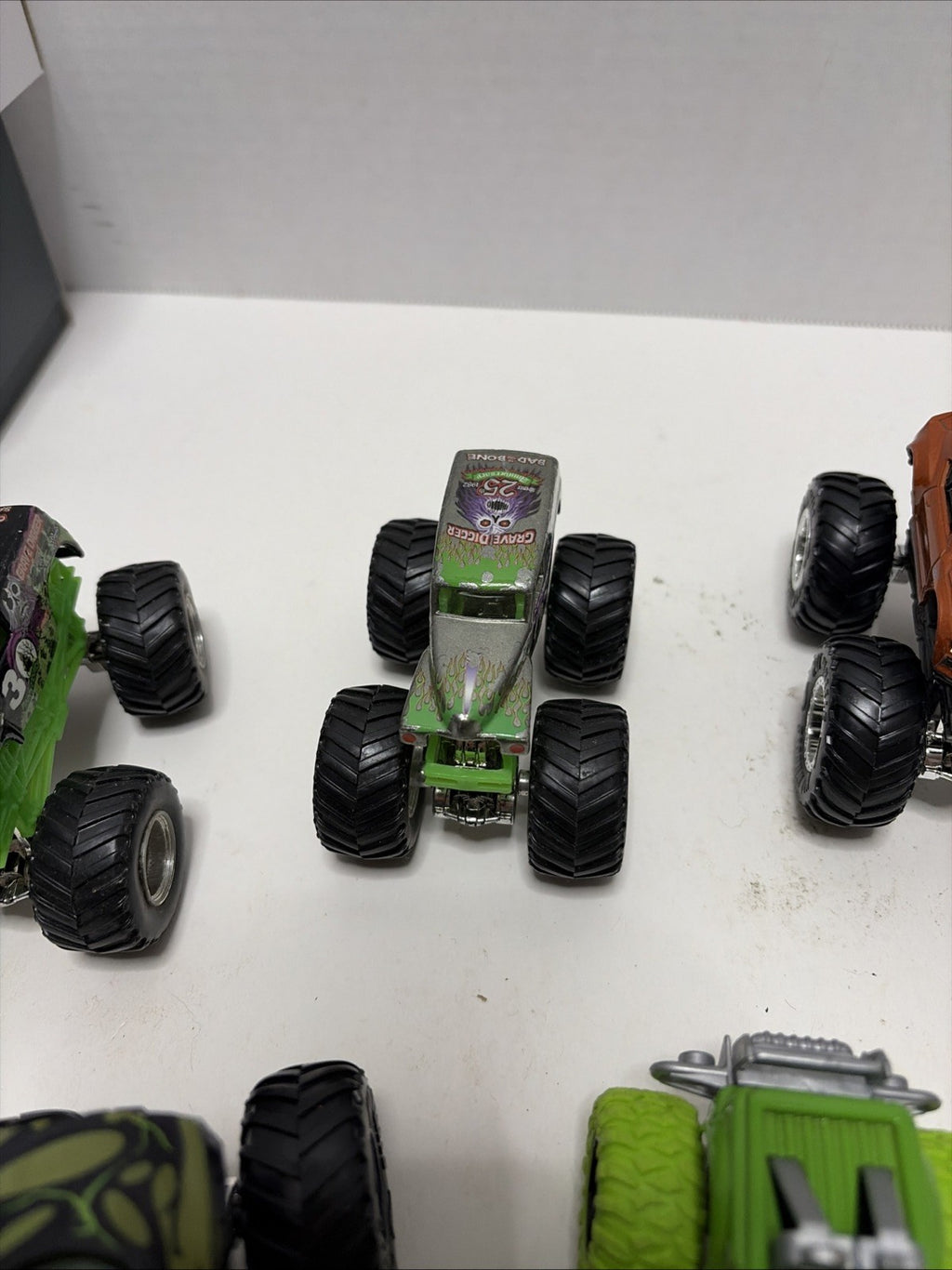 Monster Jam Lot Of 5 Diecast 1:64 Scale Monster Trucks