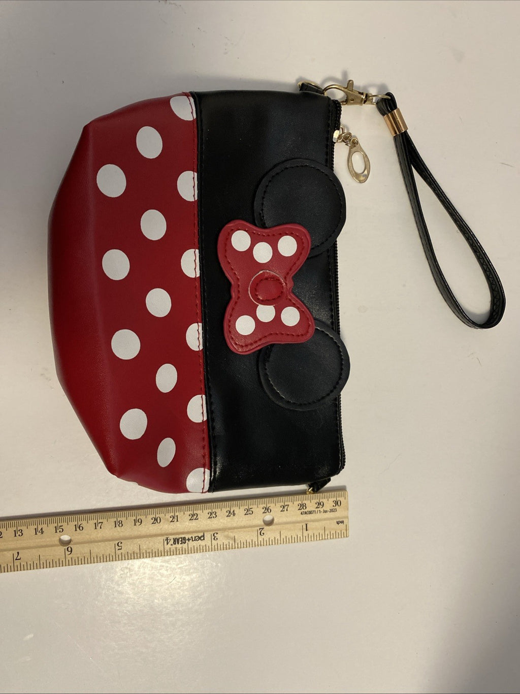 Disney Minnie Mouse Travel Bag Or Small Purse Zipper Makeup Bag Pouch Handbag