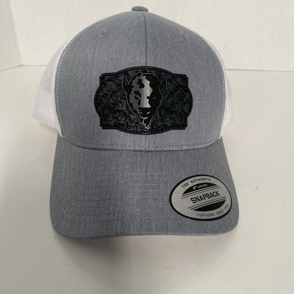 Yipping snapback hat gray white black with black buffalo