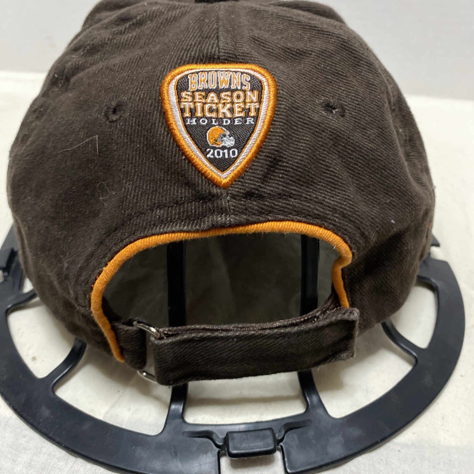 Cleveland Browns NFL Season Ticket Holder Hat, Authentic 2010 Adjustable Cap