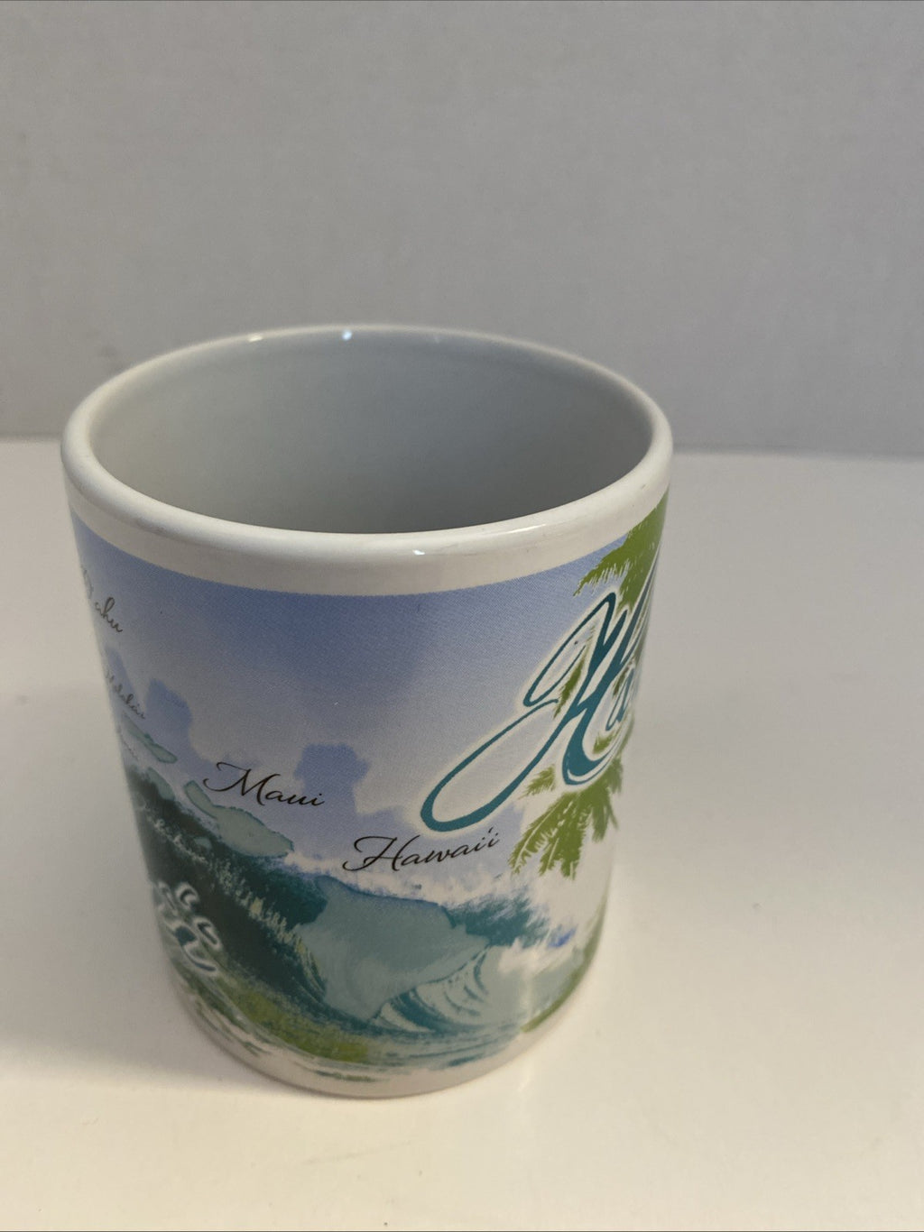 Hawaii Coffee Cup, Preowned, Great Condition Featuring All The Islands ￼