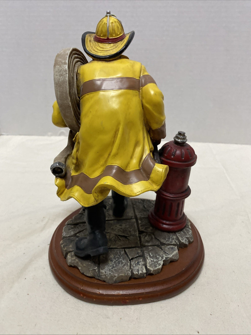 Fire Alarm Firefighter Figurine Vanmark Red Hats of Courage 1997
