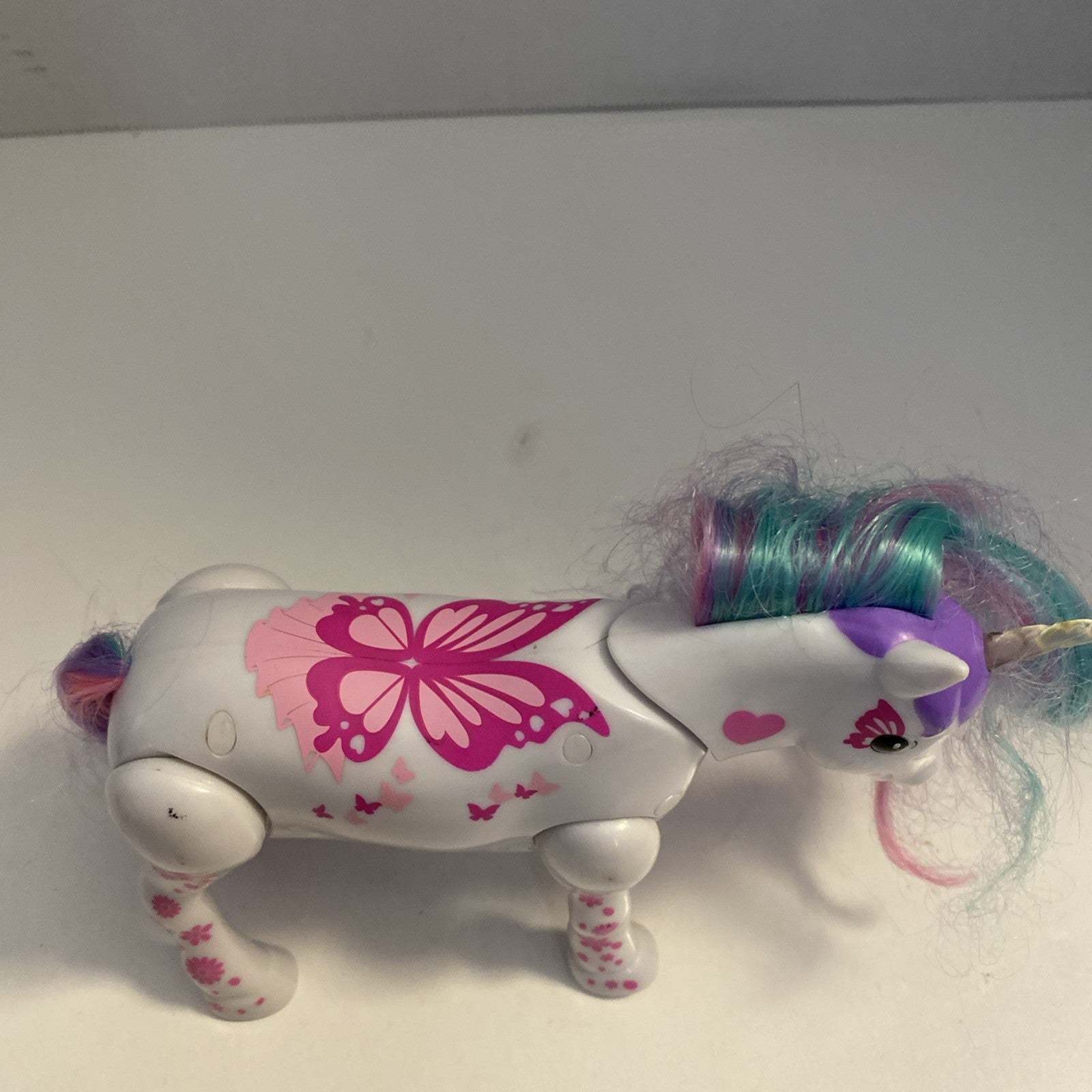 Unicorn rainbow  Horse Figure white pink butterflies lights working movement