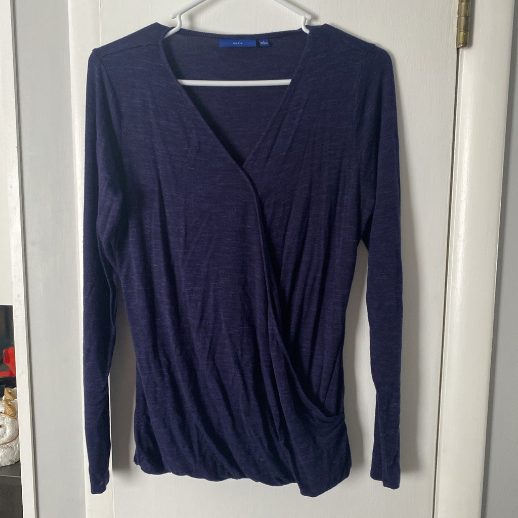 APT 9 size small women’s top long sleeve dark blue F-002