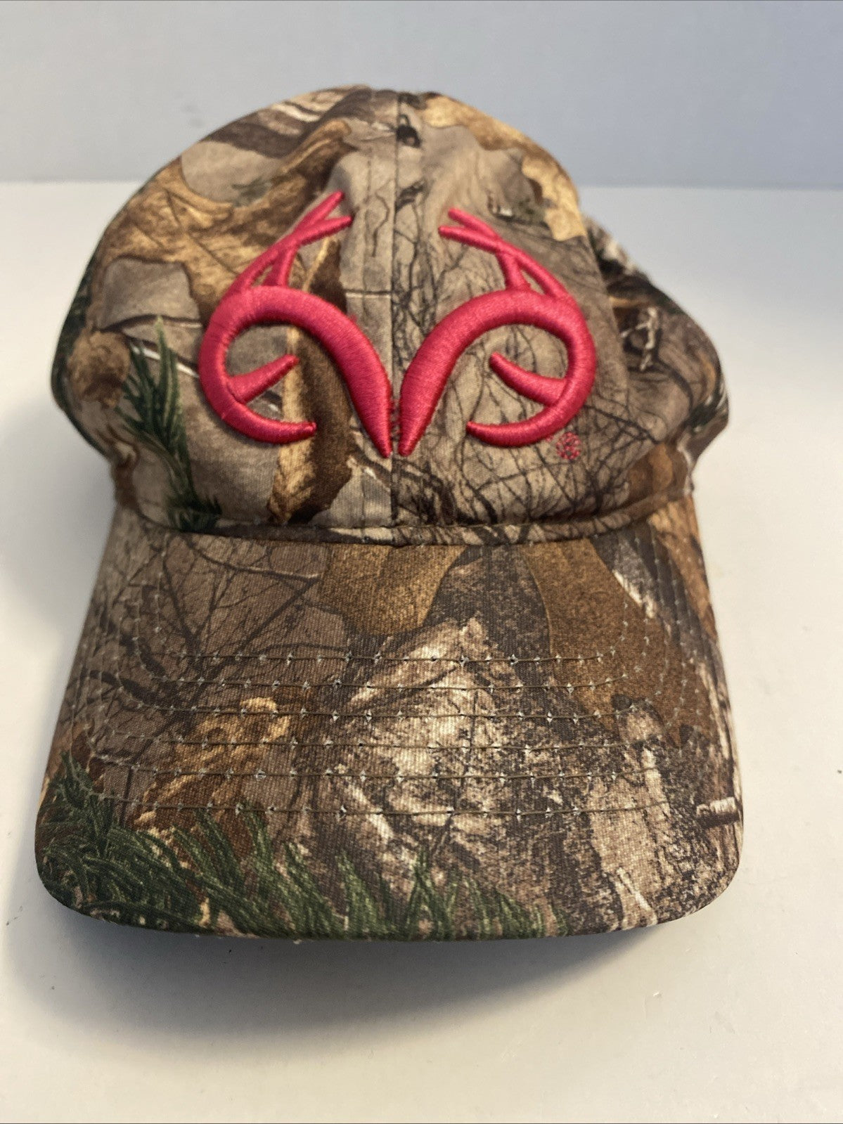 Real tree camouflage hat embroidered pink antlers one size fits the most ball ca