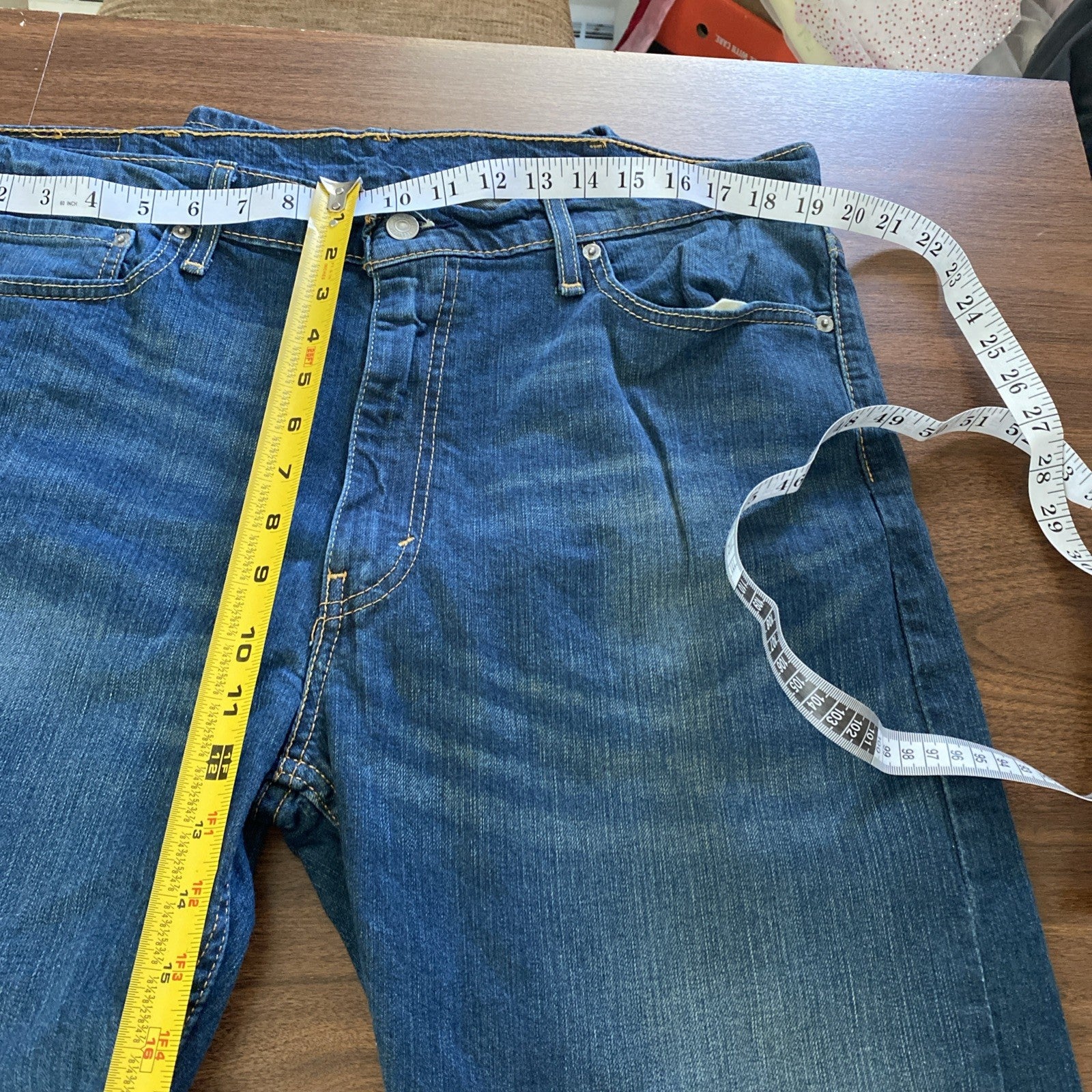 Levi 513 blue jeans men’s 38 X 34 free shipping