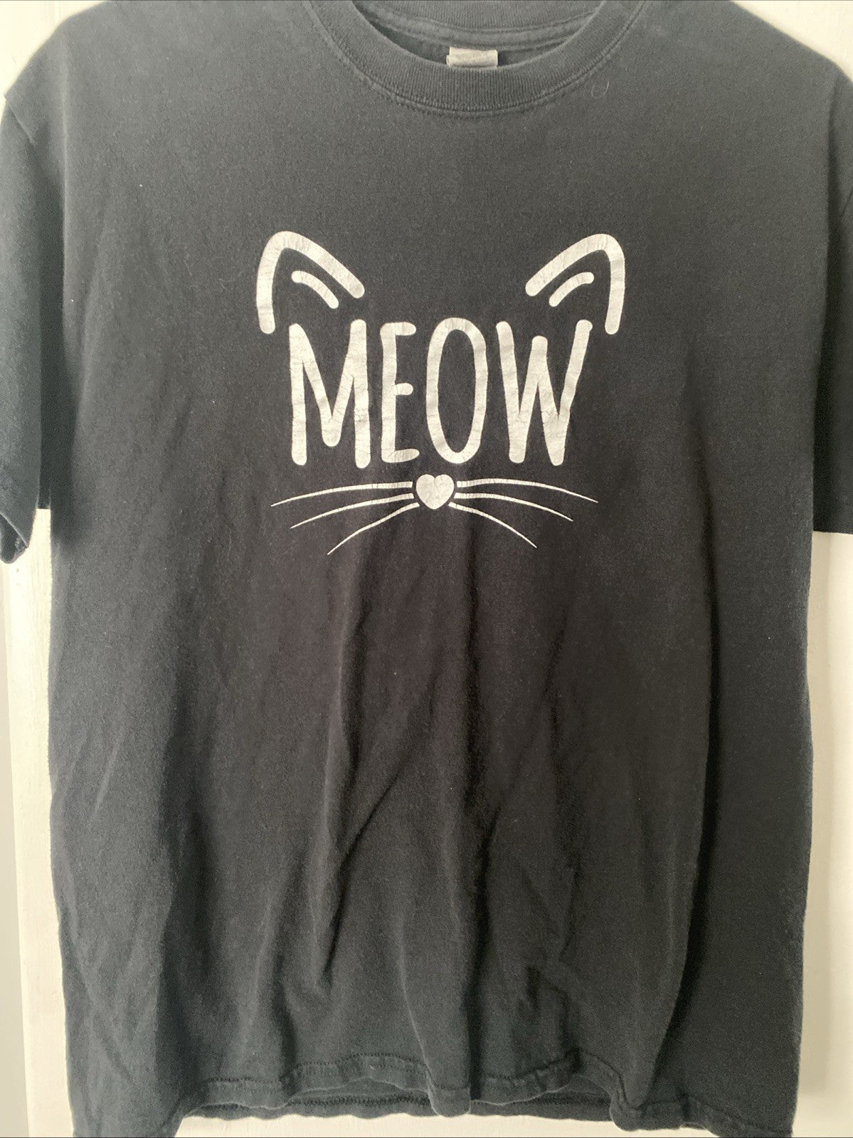 Meow T-shirt Gilden women’s size medium black short sleeve